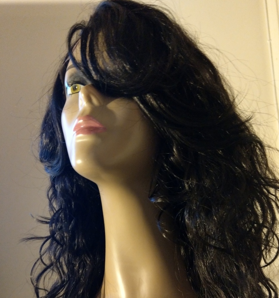 Wig ***NEW 💕 Meet Olivia - Picture 4 of 6